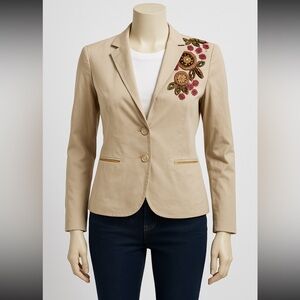 ✨ Ann Taylor Petites Beige Blazer with Floral Embroidered Detail size 10P ✨
